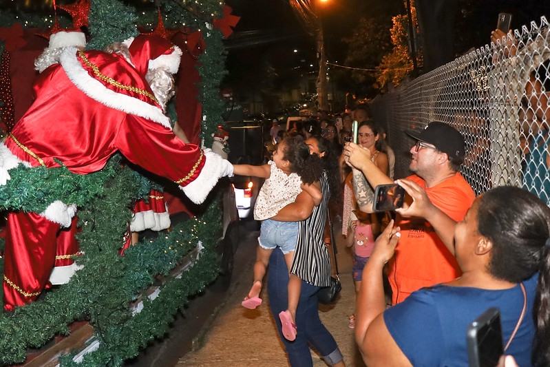 Carretinha do Papai Noel despedirá do Natal de Luz neste sábado (13)