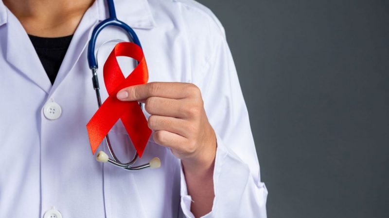 Dezembro Vermelho: Brasil acompanha escalada mundial da sífilis e registra novos aumentos em 2025