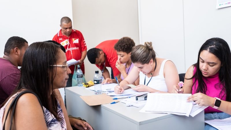 Sine Contagem oferta, nesta segunda-feira (29/12), mais de 1.000 vagas de emprego