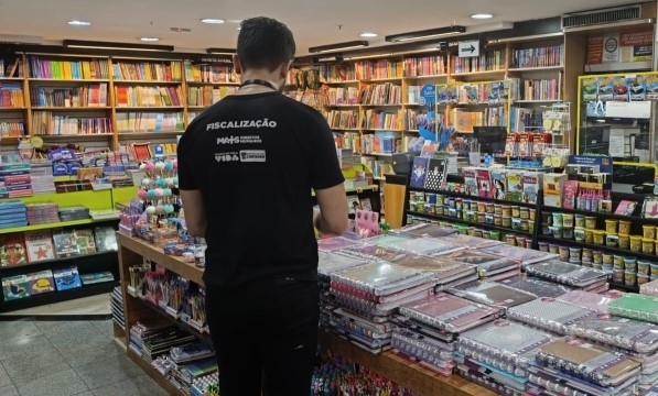 Procon/Contagem dá dicas para evitar práticas abusivas na compra de materiais escolares