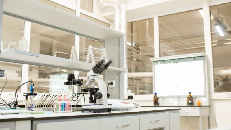 Laboratórios são condenados por falso positivo em exame para cocaína