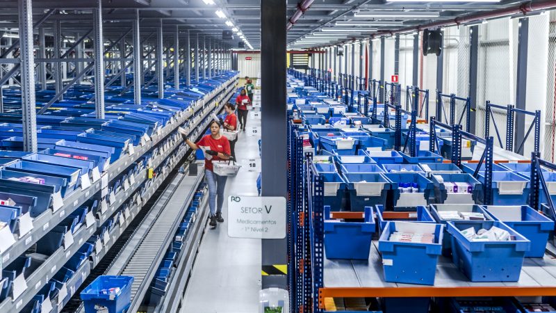 Raia e Drogasil têm vagas para início imediato em Contagem; saiba onde e como se candidatar