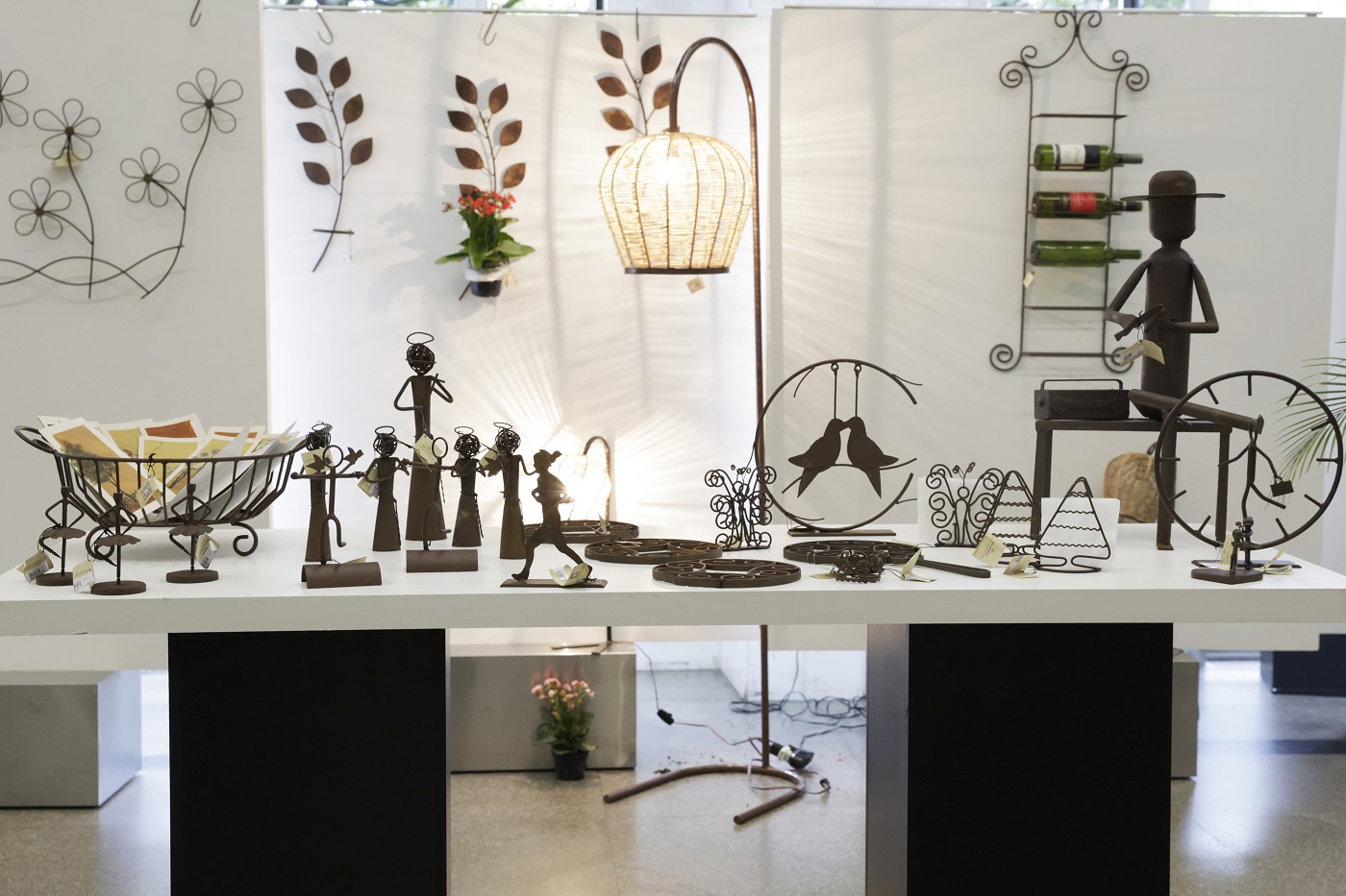 Assembleia Cultural: oportunidades nas modalidades, música popular e erudita, teatro, dança, artes visuais, artesanato, mágica, entre outras.