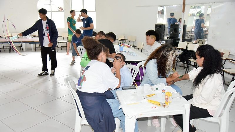 “Meu Rolê” oficializa atividades do ano com encontro e expande equipe