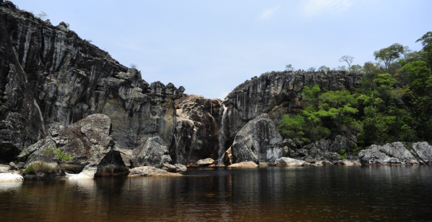 Estudo UFMG: Mineração na Serra do Espinhaço ameaça abastecimento de água, produção de energia e biodiversidade