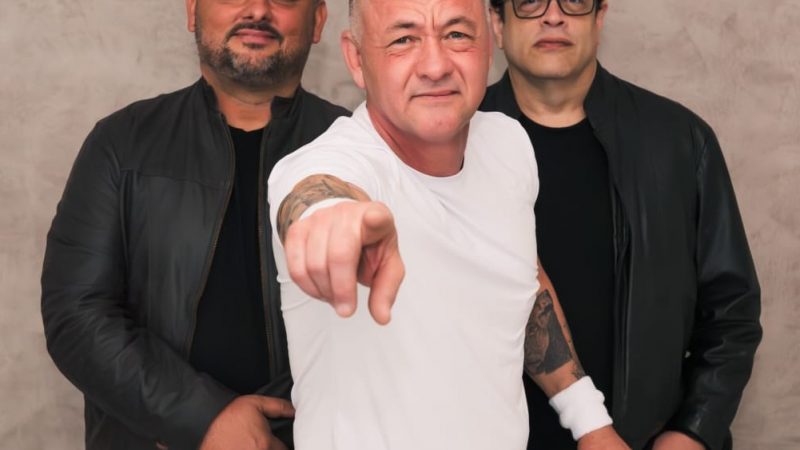 Banda In The Air apresenta espetáculo em homenagem ao Phil Collins e Genesis em BH