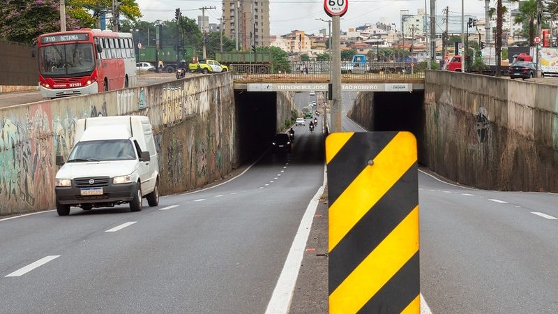 Interdição na região do Contagem Mall altera trânsito e itinerários nesta terça (21)