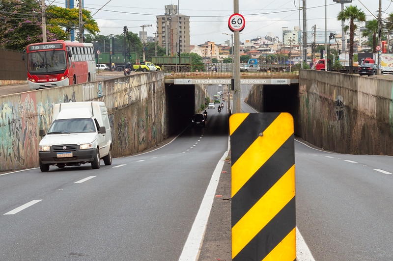 Interdição na região do Contagem Mall altera trânsito e itinerários nesta terça (21)
