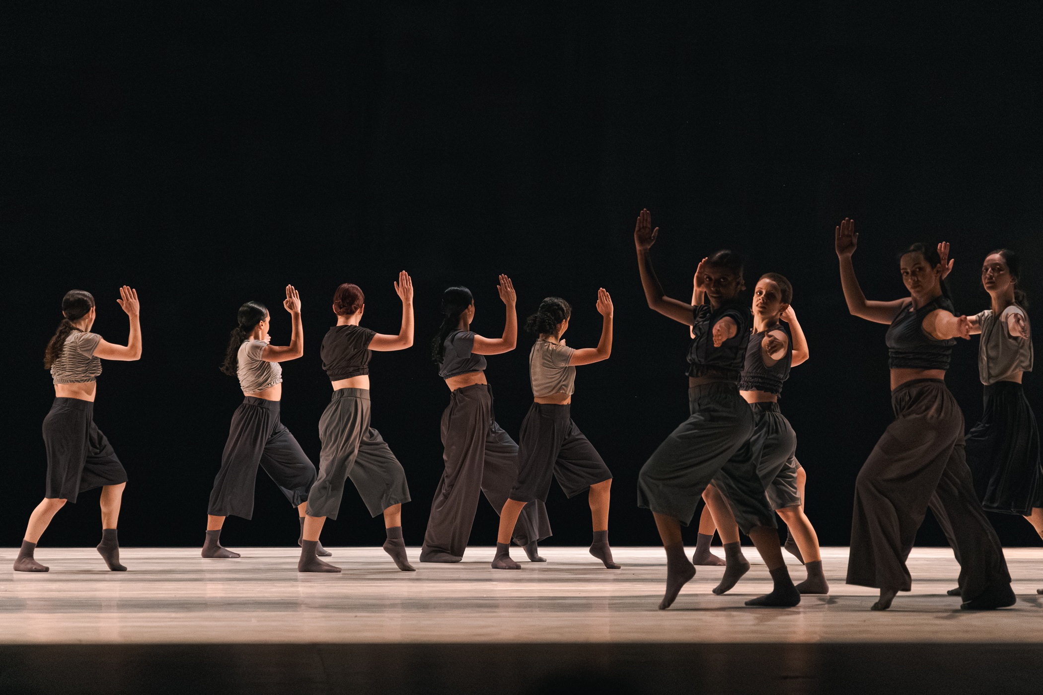 TEATRO UNIMED-BH MINAS RECEBE OBRAS DO BALLET JOVEM MINAS GERAIS
