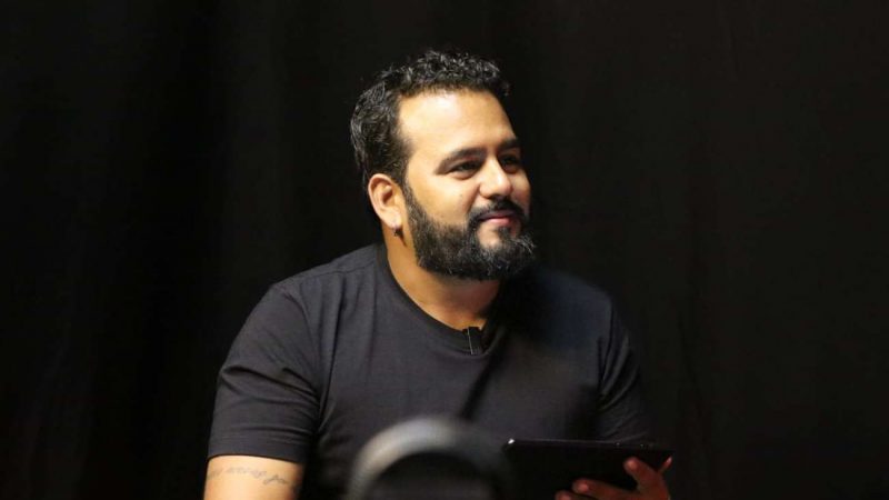 “MEU NEGÓCIO É ARTE”: SÉRIE MOSTRA COMO ARTISTAS TRANSFORMAM PAIXÃO EM GANHA-PÃO