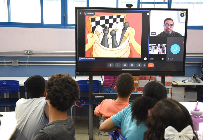 Xadrez das Habilidades chega às escolas de Contagem e reforça aprendizagem