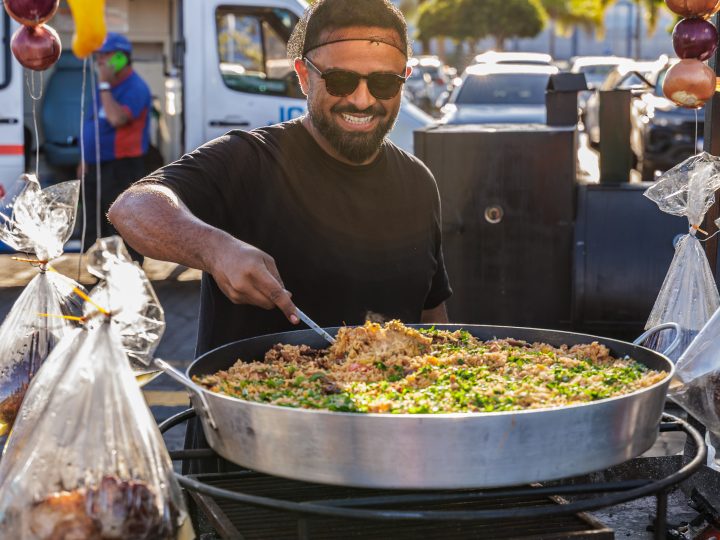 Maior festival gastronômico do Brasil, Torresmofest volta a Betim no feriado!