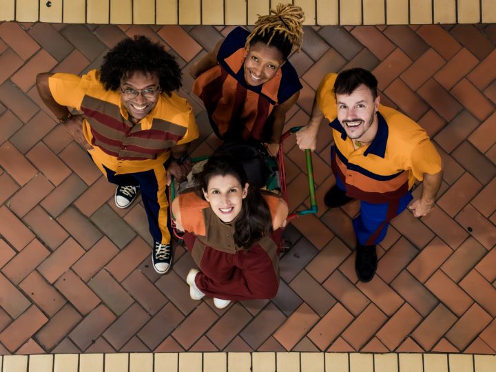 Malungo: nova banda de música brasileira popular se apresenta com o disco Costura, que é uma carta de amor para todos os amores