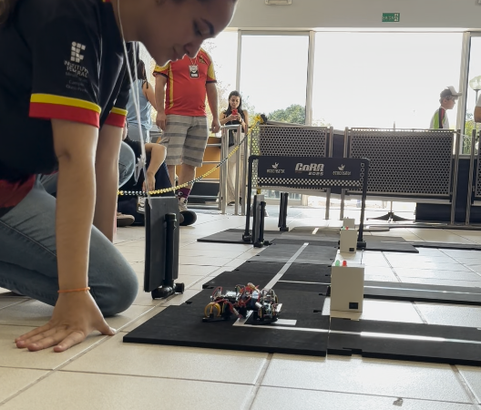 Competição de Robôs da UFMG inscreve equipes até agosto