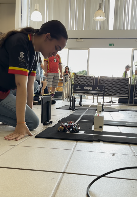 Competição de Robôs da UFMG inscreve equipes até agosto
