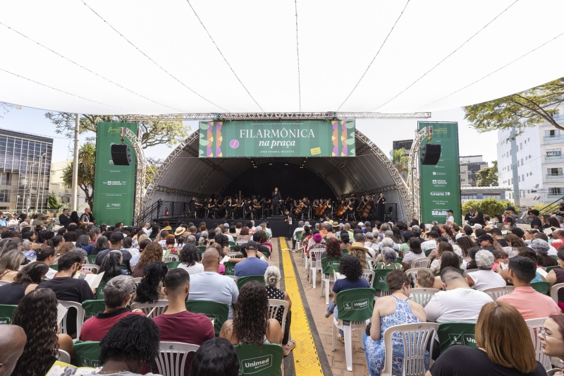 Filarmônica de Minas Gerais se apresenta na praça da Glória, domingo (12/7)