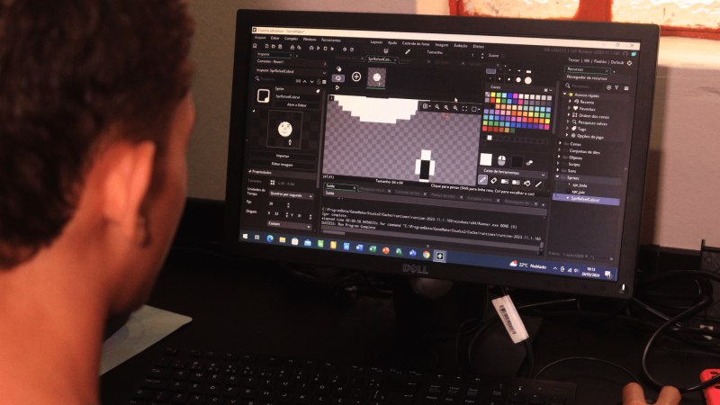 Cursos gratuitos de design, inteligência artificial e ciência de dados em Contagem
