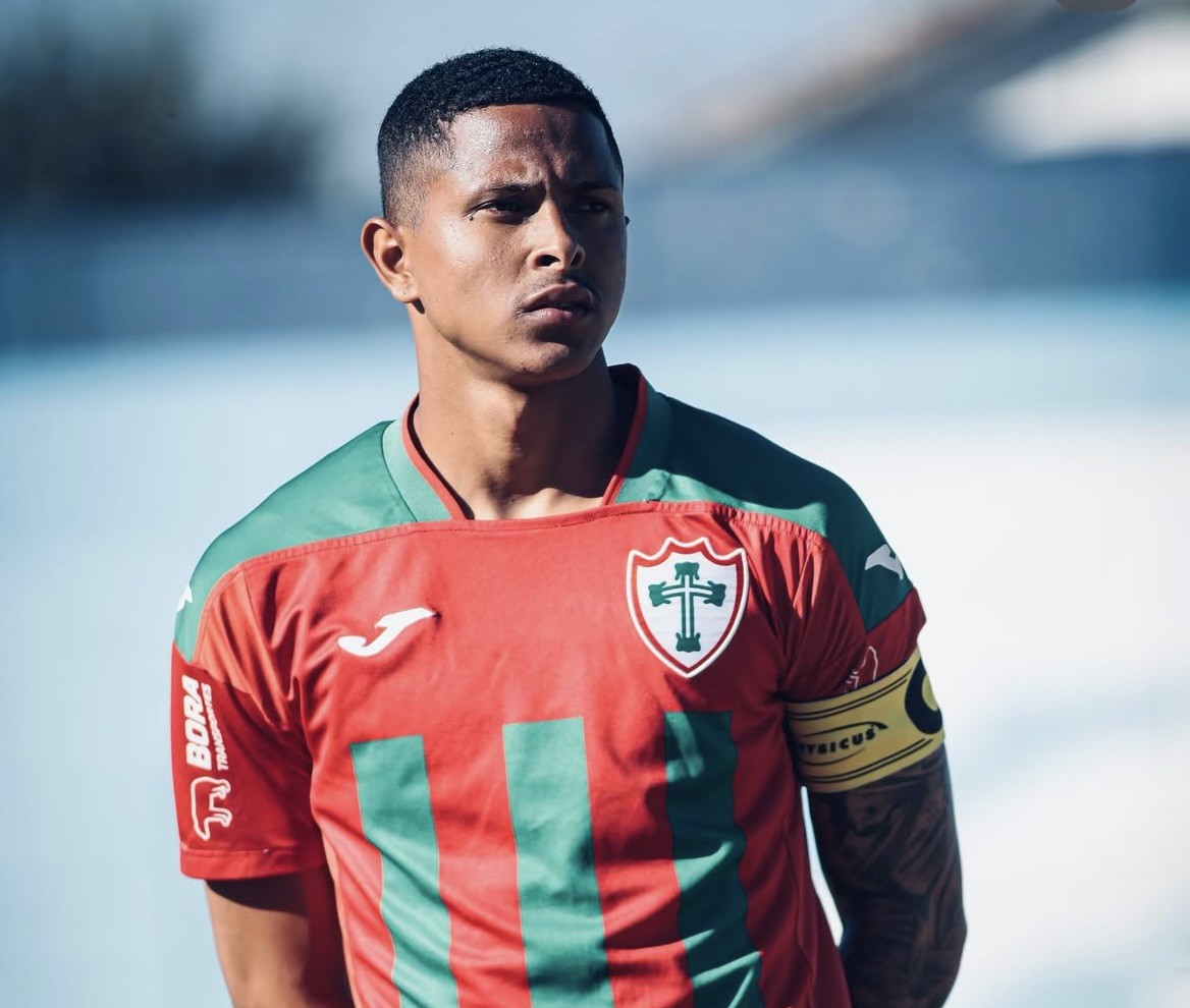 Gabriel Ribeiro: A trajetória de um jovem talento do futebol de Contagem em busca do sonho profissional