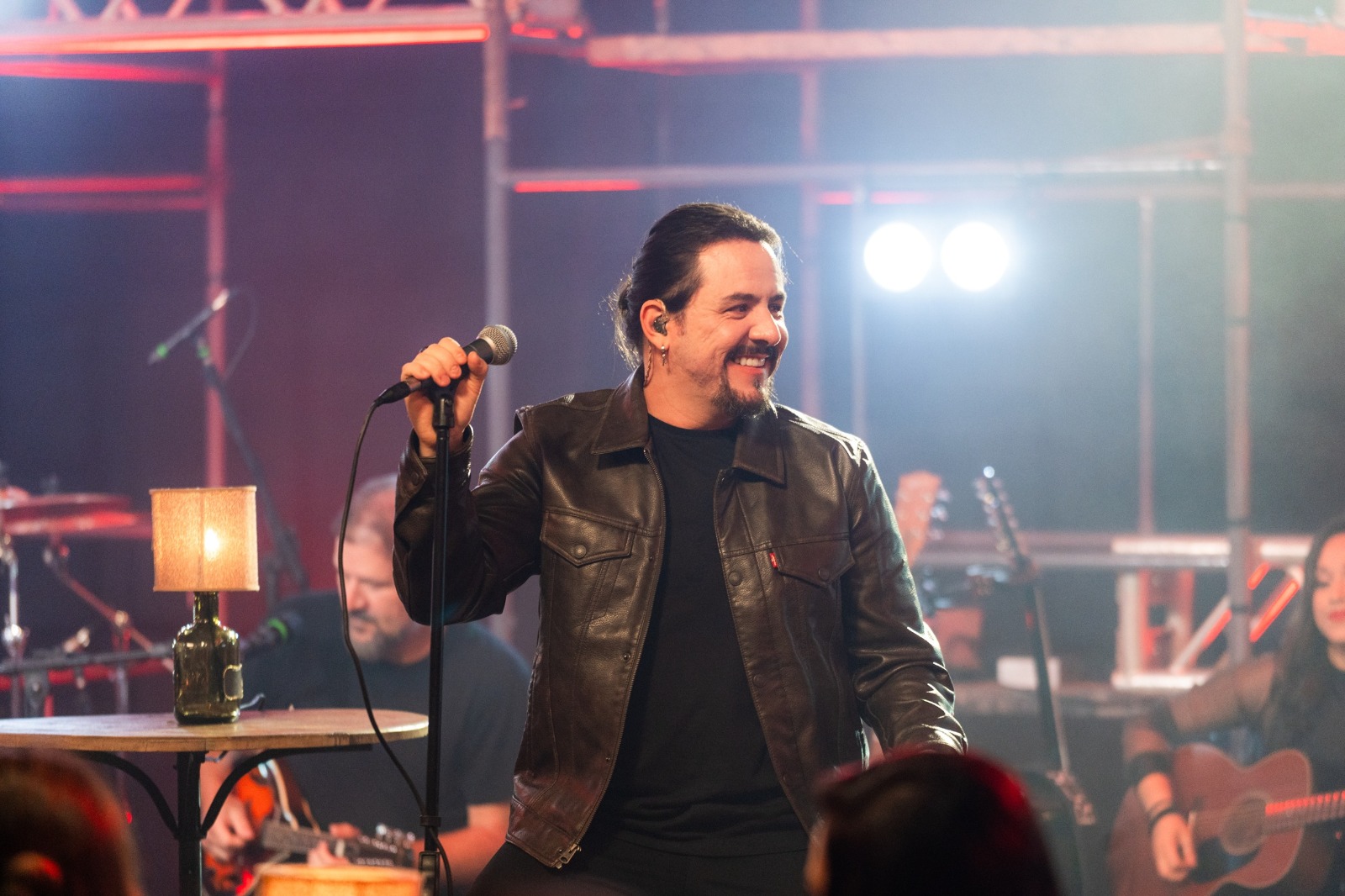 31/07: DINO FONSECA SE APRESENTA NO SHOPPING DO AVIÃO EM CONTAGEM