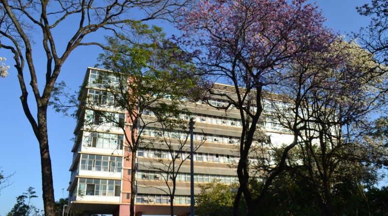 UFMG segue como a melhor federal do Brasil no ranking de Xangai