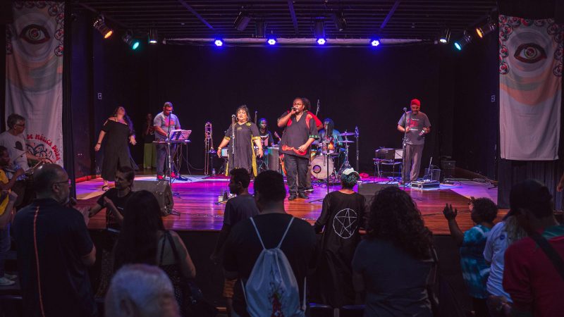 3º FESTIVAL DE MÚSICA DOIDA CELEBRA TRABALHADORES(AS) DA SAÚDE MENTAL