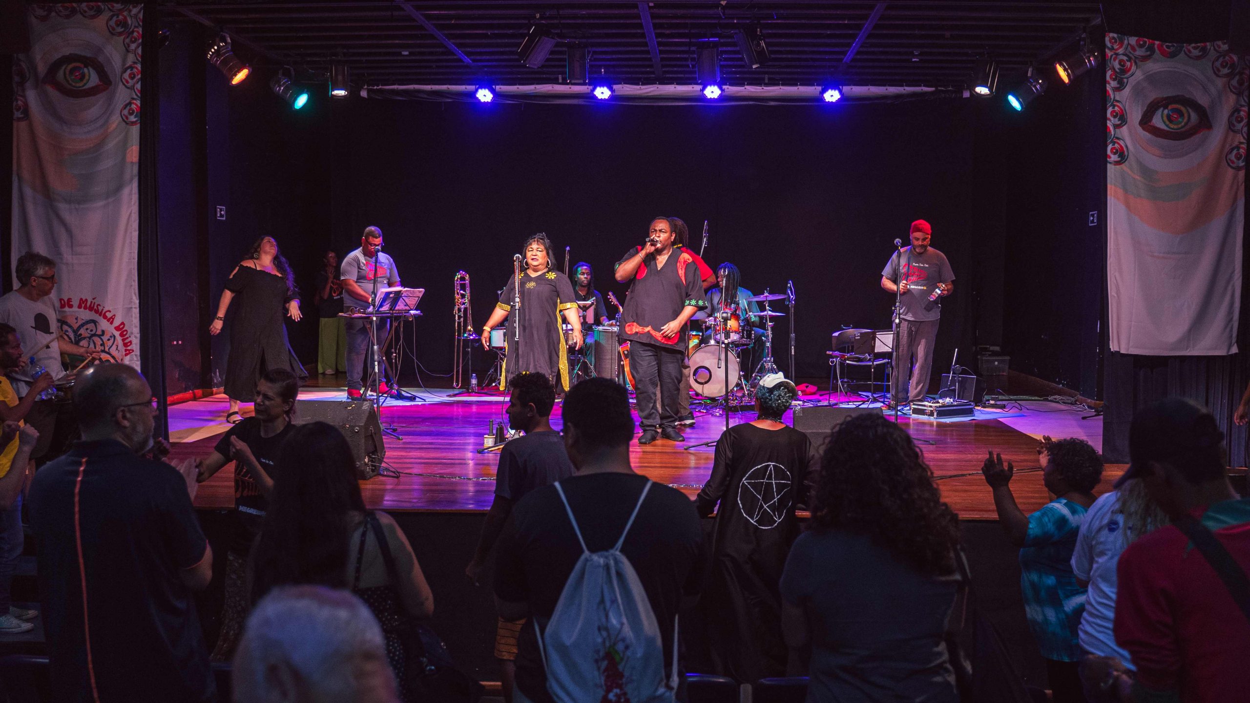 3º FESTIVAL DE MÚSICA DOIDA CELEBRA TRABALHADORES(AS) DA SAÚDE MENTAL