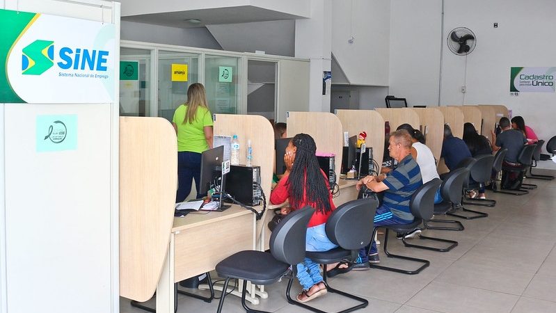 Sine Contagem oferta mais de 600 vagas de emprego nesta segunda (26/10)
