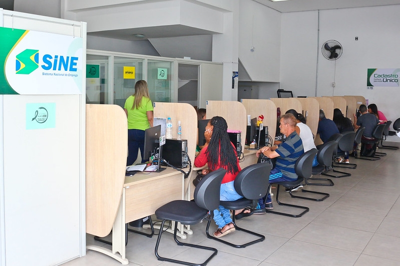 Sine Contagem oferta mais de 600 vagas de emprego nesta segunda (26/10)